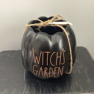Rae Dunn witch’s garden